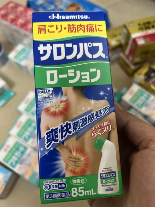Chai lăn xoa Salonpas Hisamitsu 85 ml