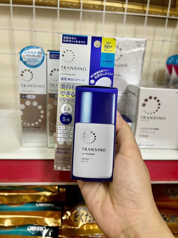 Kem Chống Nắng Transino Whitening Day Protector 40ml